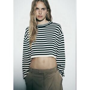 Zara Womens Navy Striped Nautical Long Sleeve Size‎ Small Knit Crop Sweater EUC